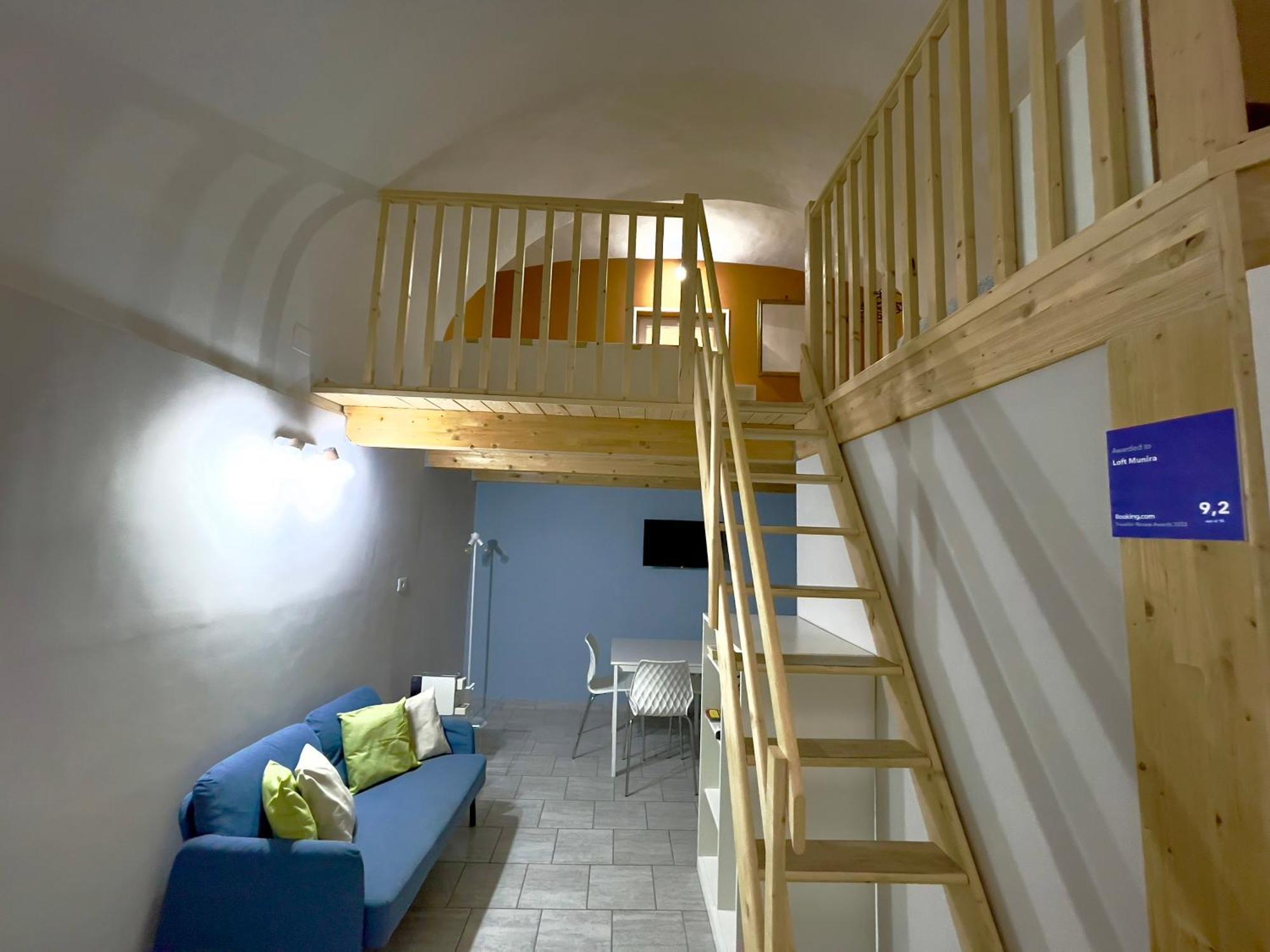 شقة Loft Munira نابولي المظهر الخارجي الصورة